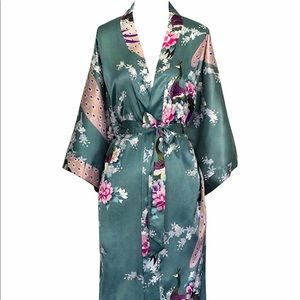 New green kimono